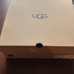 UGH Adriandrack, women 10